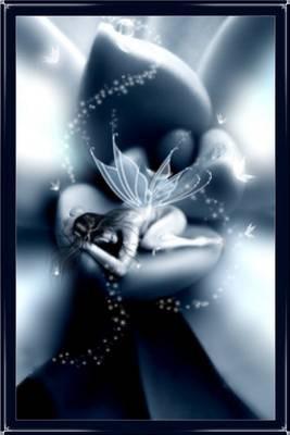 femme papillon