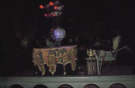 voyage au coeur de la maison hantee